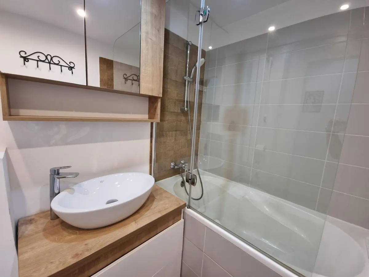 Aviatiei Apartments Near Caramfil Street ブカレスト